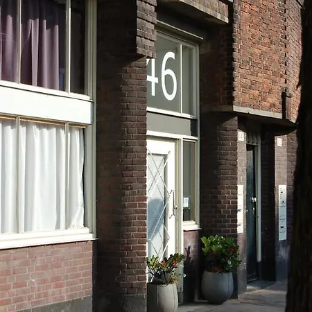 House Of Arts & Crafts 3*