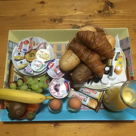 House Of Arts & Crafts Bed & Breakfast Amsterdam