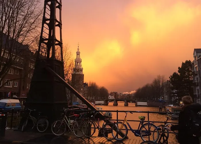 Bed & Breakfast House Of Arts & Crafts 3*